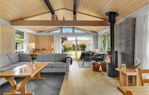 Dronningmolle Maison | Beautiful Home In Dronningmølle
