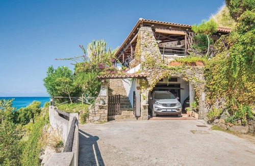 Costa dei Monaci Maison | La Canora