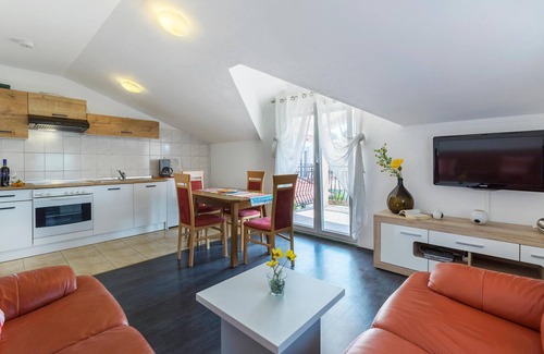 Vinez Maison | Belle maison à Labin avec WiFi
