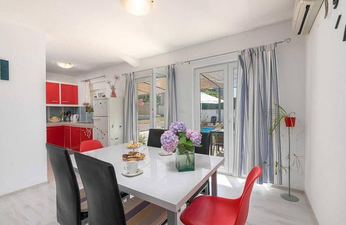 Sveta Nedelja Maison | Belle maison à Labin avec WiFi