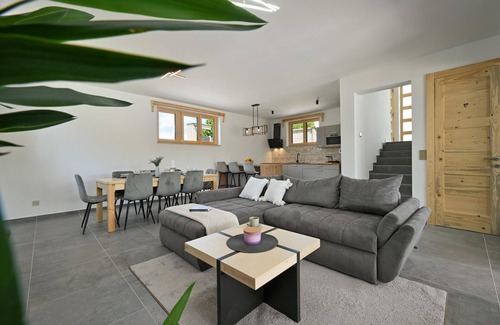 Veliko Trojstvo Maison | Beautiful home in Maglenca with sauna