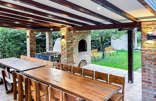 Vinkovci Maison | Belle maison à Mirkovci avec jacuzzi