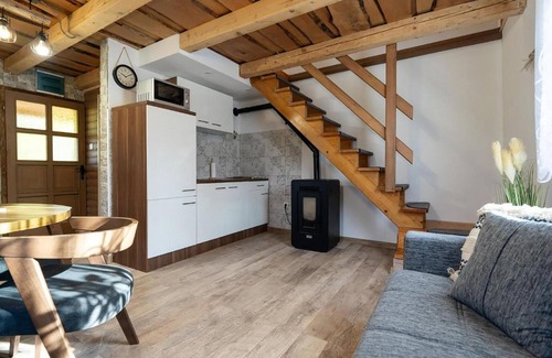 Otocac Maison | Beautiful home in Otocac with WiFi