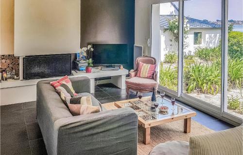 Pays Bigouden Sud Maison | Beautiful Home In Pont Labbé With Wifi