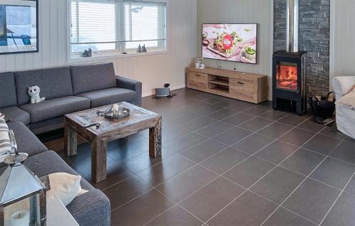 Valle Maison | Beautiful Home In Rysstad With Kitchen
