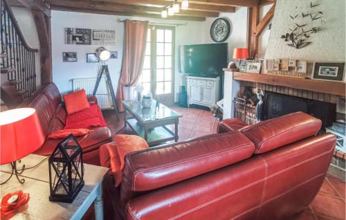 Sainte-Anne-sur-Brivet Maison | Beautiful Home In Salbris