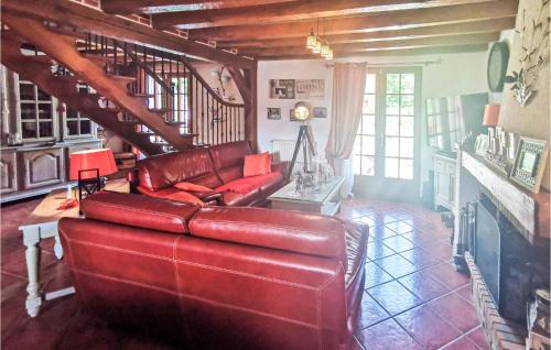 Sainte-Anne-sur-Brivet Maison | Beautiful Home In Salbris