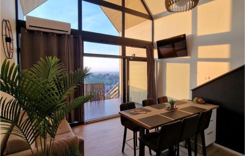 Ljubescica Maison | Beautiful Home In Seketin With Sauna