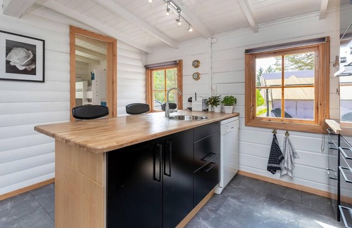 Sarpsborg Maison | Beautiful home in Skjeberg with kitchen