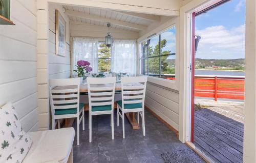 Sarpsborg Maison | Beautiful Home In Skjeberg With Kitchen
