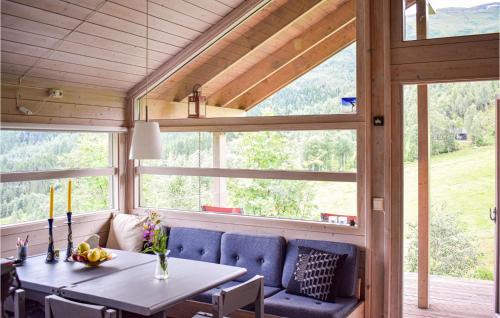 Myrkdalen Maison | Beautiful Home In Vossestrand With Wifi
