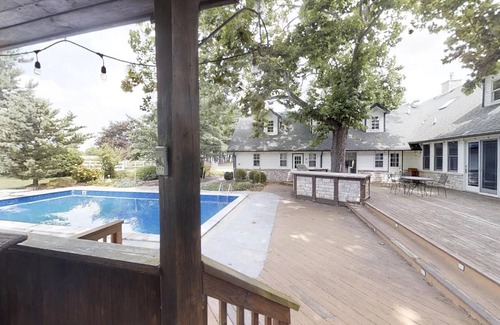 Cedar Lake Maison | Beautiful Home Oasis