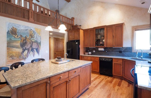Pine Maison | Beautiful Home on 40+ Acres on South Platte River