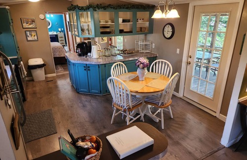 Tryon Maison | Beautiful home on 5 acre gated horse farm 3.5 miles from Tryon Equestrian Center