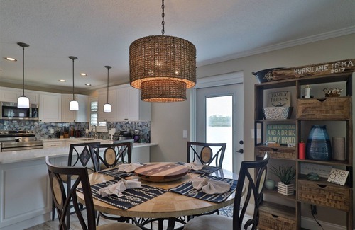 Port Orange Maison | Beautiful home on the Intracoastal Rose Bay. 5 minutes from the beach