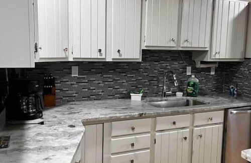 Pleasantville Maison | Beautiful Home with Bay View minutes from AC