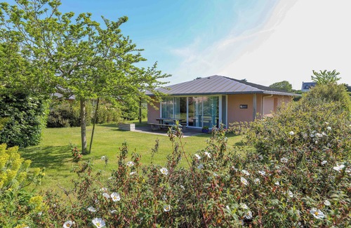 Guisseny Cottage | BELLE MAISON A 100 METRES DE LA PLAGE AVEC PISCINE COUVERTE ET CHAUFFEE