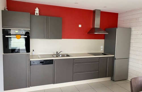 Guisseny Cottage | BELLE MAISON A 100 METRES DE LA PLAGE AVEC PISCINE COUVERTE ET CHAUFFEE