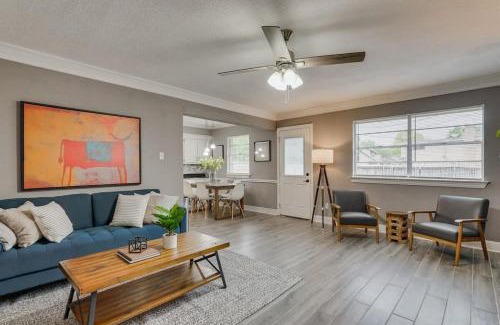 Dallas Maison | Beautiful House for BIG Groups with a Cinema Room