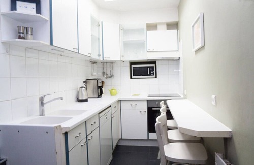 Rueil-Malmaison Maison | Beautiful house near train station - 20 min Paris