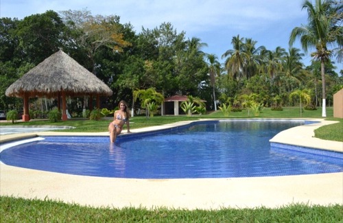 La Poza Maison | BELLE MAISON À PUNTA DIAMOND ACAPULCO