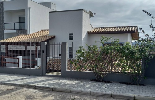Campeche Norte Maison | Belle maison, grand jardin, coucher de soleil et vue sur les collines, télévision par câble, wifi - 6 personnes