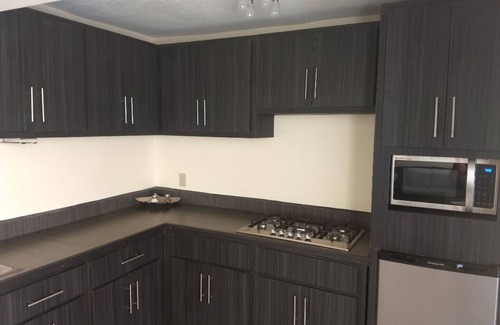 Tijuana Maison | Beautiful House on 2nd Floor (Close to the airport!)