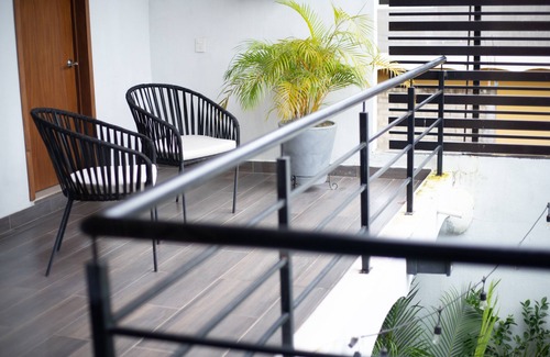 Compostela Maison | Beautiful House with Pool- Exclusive for you- Steps away from Playa Virgen