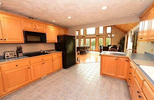 Silver Lake Maison | Beautiful House with Large Game Room, Short Drive to Silver Lake & White Lake