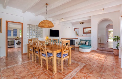 Sant Josep de sa Talaia Villa | Belle villa avec grande piscine pour 8 personnes. San Jose.