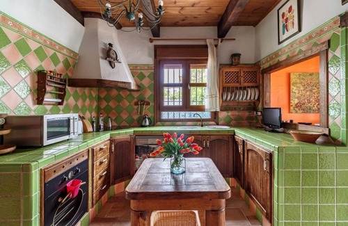 Padul Cottage | Belle maison avec piscine privée et cheminée