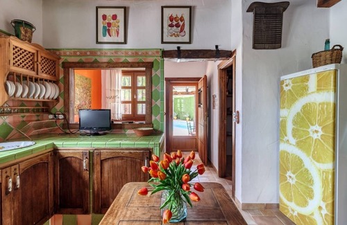 Padul Cottage | Belle maison avec piscine privée et cheminée