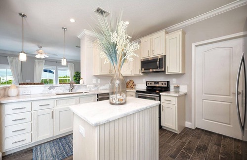 Breezeswept Beach Estates Maison | Beautiful House with pool in the amazing Florida Keys.