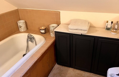 Sebastopol Maison | Beautiful in-town home in Sebastopol - the heart of West Sonoma wine country