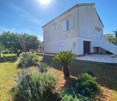Ugljan Appartement | Beautiful island house Ugljan