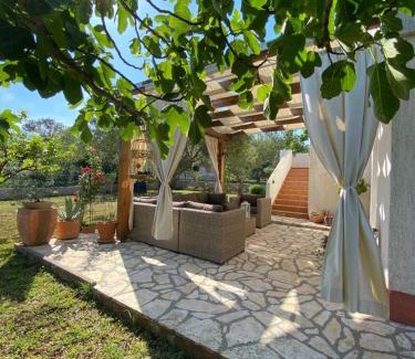 Ugljan Appartement | Beautiful island house Ugljan