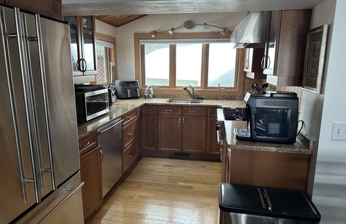 Craigleith Chalet De Ski | Beautiful Lake View Chalet Blue Mountains