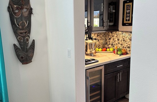 Lake Elsinore Maison | Beautiful lake and mtn views and close to Temecula wineries.
