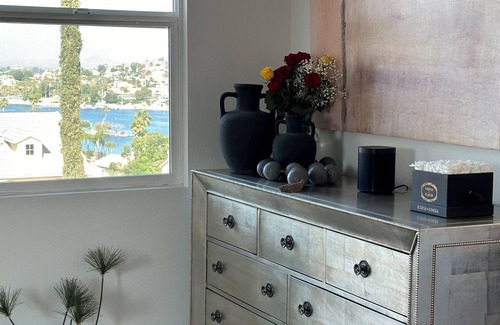 Lake Elsinore Maison | Beautiful lake and mtn views and close to Temecula wineries.