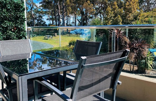 Cudmirrah Maison | Beautiful lake side living