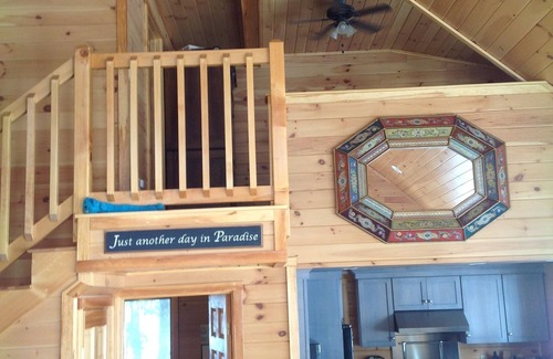 Gray Maison | BEAUTIFUL LAKEFRONT RETREAT ON PRIVATE 1 ACRE LOT ON CRYSTAL LAKE IN GRAY, MAINE