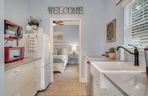 Clermont Cottage | Belle, nouvelle vue sur le lac 1 chambre / 1 salle de bain