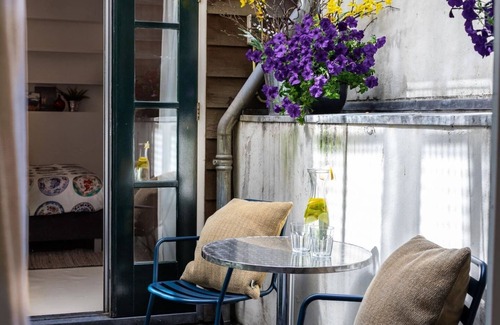 Grachtengordel-West Appartement | Beautiful large apartment at one of the most desirable locations on the famous Prinsengracht.
