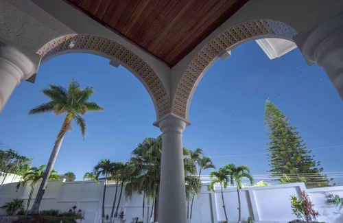 Ciudad Cariari Maison | Beautiful large palace with huge private pool less than 10min from the airport