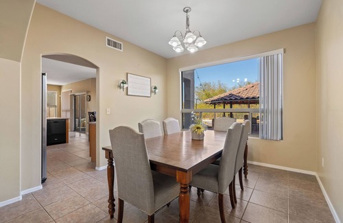 Tucson Estates Maison | Beautiful large Tucson Gem with your own POOL!