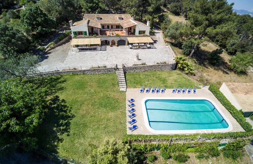 Santa Eugenia Cottage | Belle grande villa sur la forêt