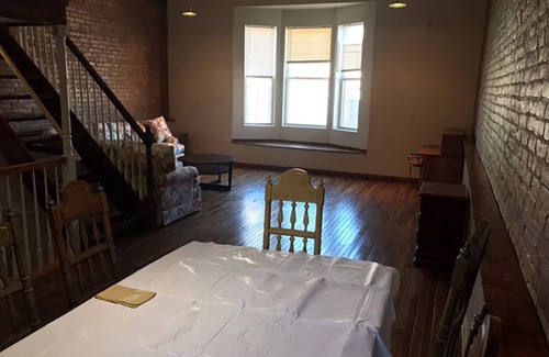 Wilkes-Barre Appartement | Beautiful Loft Apartment
