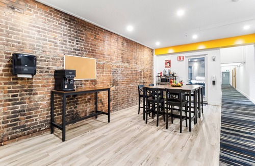 Shaughnessy Village Appartement | Beautiful Loft in Downtown