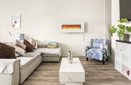 Silver Spring Appartement | Beautiful Loft Style Apartment in the heart of Down Town Silver Spring.