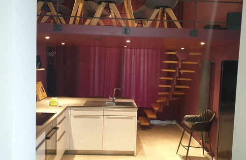 Loebtau Appartement | Beautiful loft with free parking